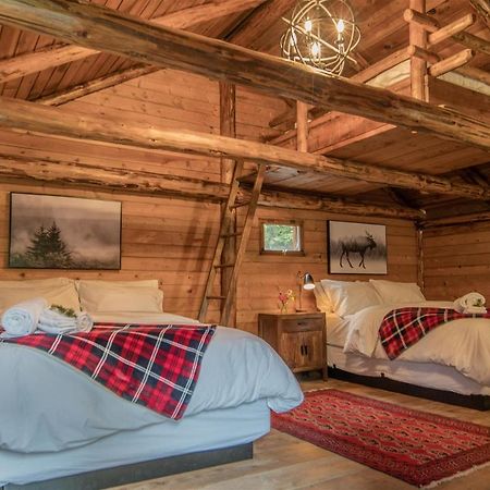 Chute Lake Lodge Naramata Exteriér fotografie