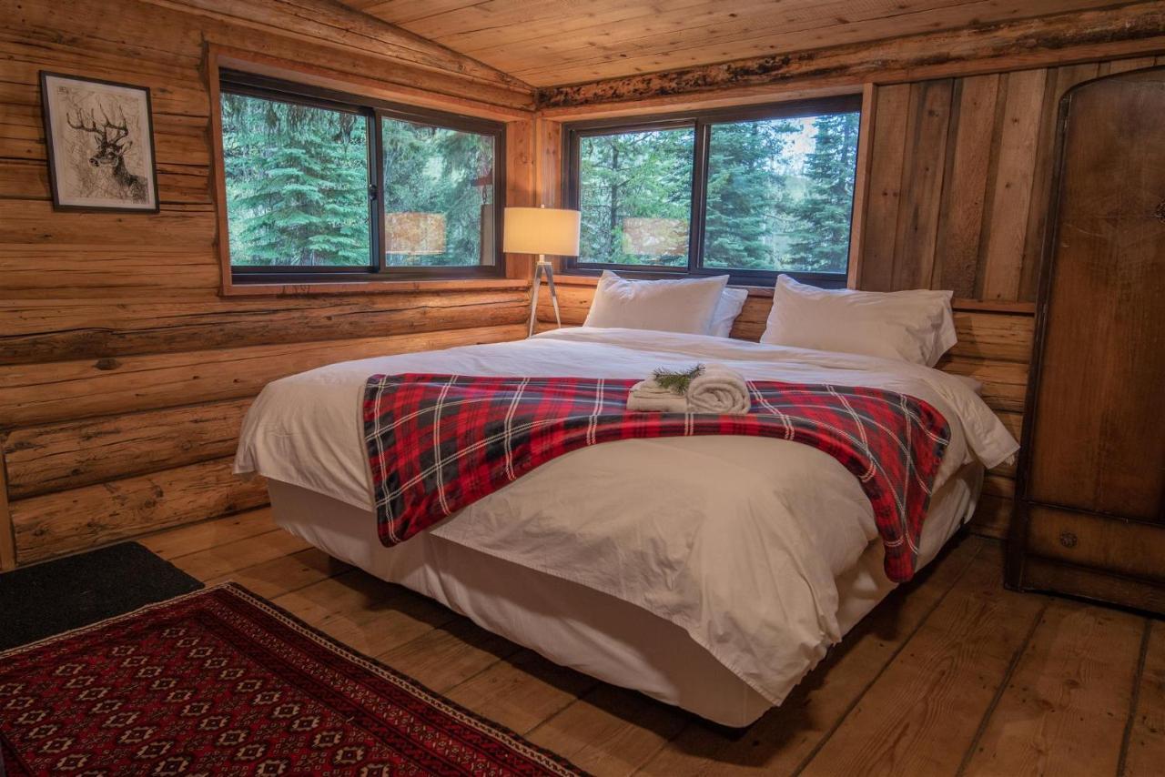 Chute Lake Lodge Naramata Exteriér fotografie