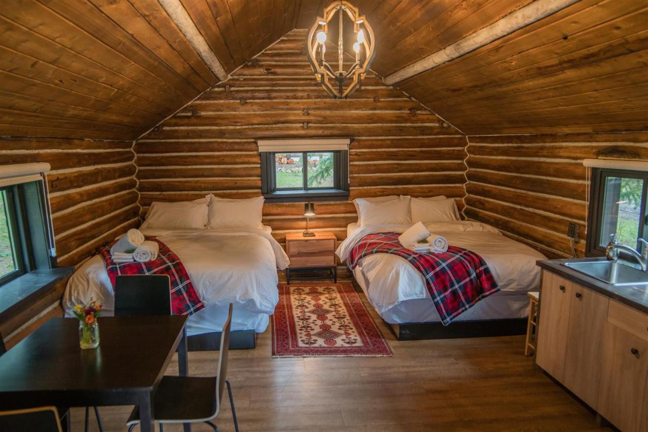 Chute Lake Lodge Naramata Exteriér fotografie
